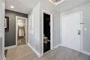 2870 Pharr Ct South NW, Atlanta, GA 30305 - Photo 4