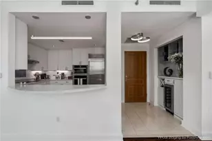 700 Park Regency Pl NE, Atlanta, GA 30326 - Photo 12