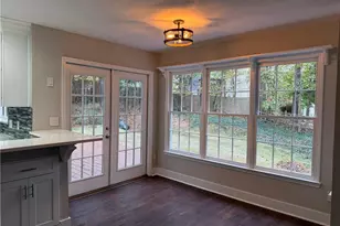 5325 Hillgate Crossing, Alpharetta, GA 30005 - Photo 6