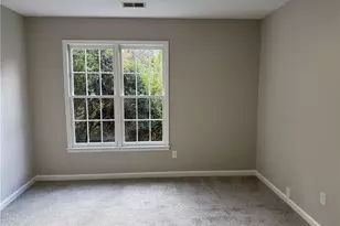 5325 Hillgate Crossing, Alpharetta, GA 30005 - Photo 22