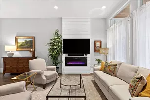 208 Sessions St, Woodstock, GA 30188 - Photo 10