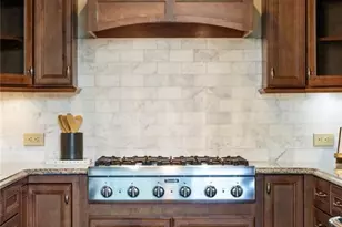 2233 Peachtree Rd NE, Atlanta, GA 30309 - Photo 28