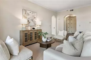 2233 Peachtree Rd NE, Atlanta, GA 30309 - Photo 8