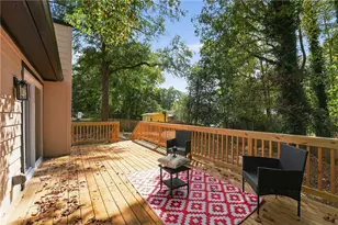 1437 Stoneleigh Hill Rd, Lithonia, GA 30058 - Photo 4