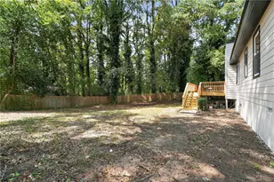 1437 Stoneleigh Hill Rd, Lithonia, GA 30058 - Photo 10