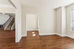 1049 Amber Waves Ave, Hoschton, GA 30548 - Photo 8