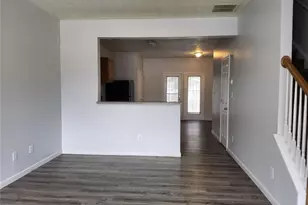 4694 Ernest Dr, Forest Park, GA 30297 - Photo 4