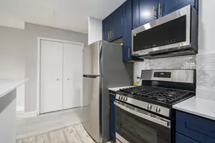 2285 Peachtree Rd NE, Atlanta, GA 30309 - Photo 12