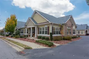 910 Brook Knoll Ln, Cumming, GA 30041 - Photo 2