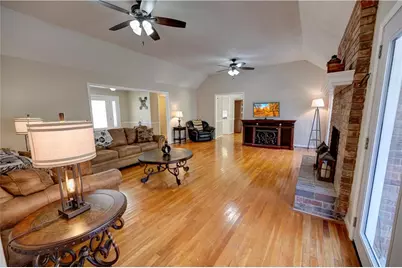 224 Shadowood Drive SE, Calhoun, GA 30701 - Photo 4