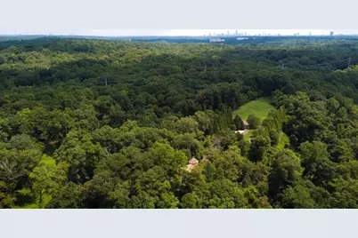 2100 West Wesley Road, Atlanta, GA 30327 - Photo 46