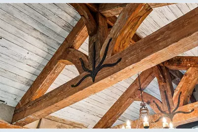 2100 West Wesley Road, Atlanta, GA 30327 - Photo 12