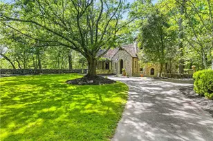 2100 West Wesley Rd, Atlanta, GA 30327 - Photo 6