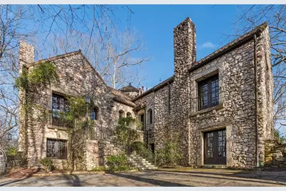 2100 West Wesley Road, Atlanta, GA 30327 - Photo 2