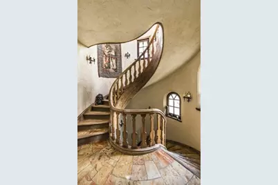 2100 West Wesley Road, Atlanta, GA 30327 - Photo 26