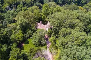 2100 West Wesley Rd, Atlanta, GA 30327 - Photo 54