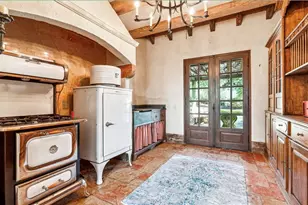 2100 West Wesley Rd, Atlanta, GA 30327 - Photo 18