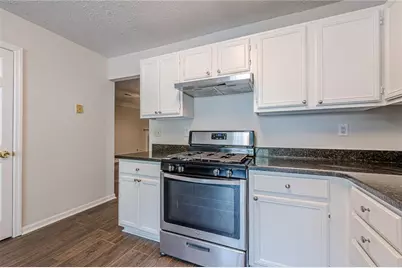 6614 Meadow Green Circle, Peachtree Corners, GA 30092 - Photo 12