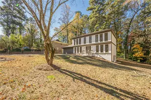 997 Carlisle Rd, Stone Mountain, GA 30083 - Photo 4