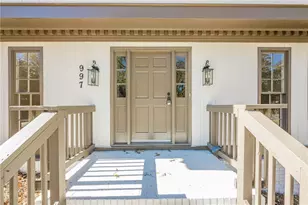 997 Carlisle Rd, Stone Mountain, GA 30083 - Photo 6