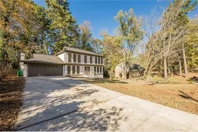 997 Carlisle Road, Stone Mountain, GA 30083 - Photo 2