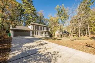 997 Carlisle Rd, Stone Mountain, GA 30083 - Photo 2