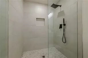 997 Carlisle Rd, Stone Mountain, GA 30083 - Photo 40