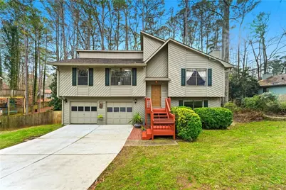419 Ridgetop Drive NW, Acworth, GA 30102 - Photo 1