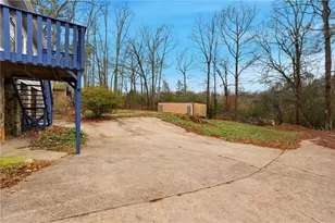 1247 Wooten Dr, Canton, GA 30114 - Photo 32