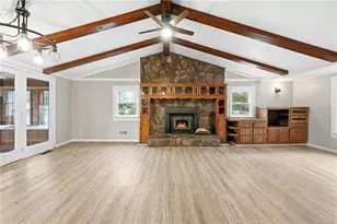 1247 Wooten Dr, Canton, GA 30114 - Photo 4