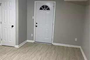 6929 Apache Ln, Riverdale, GA 30274 - Photo 14