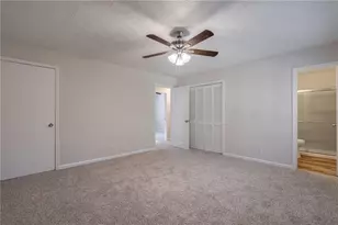 1364 W Prospect Dr, Lawrenceville, GA 30043 - Photo 16