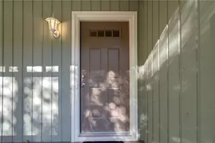 1364 W Prospect Dr, Lawrenceville, GA 30043 - Photo 2