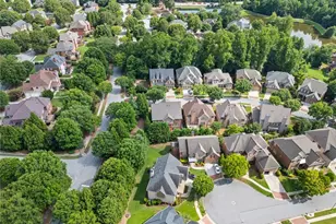 2061 Vicarage Ln, Snellville, GA 30078 - Photo 6