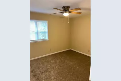 4829 Woodhurst Way, Stone Mountain, GA 30088 - Photo 8