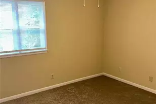 4829 Woodhurst Way, Stone Mountain, GA 30088 - Photo 8