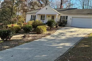 2051 Bishop Creek Dr, Marietta, GA 30062 - Photo 2