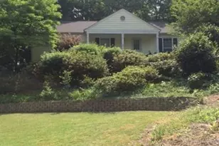 2051 Bishop Creek Dr, Marietta, GA 30062 - Photo 4