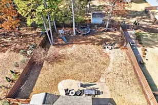 748 Hawkins Creek Dr, Jefferson, GA 30549 - Photo 26