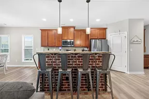 748 Hawkins Creek Dr, Jefferson, GA 30549 - Photo 6