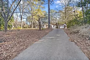 2678 Hummingbird Dr NW, Duluth, GA 30096 - Photo 4