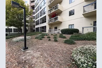 1800 Clairmont Lake #124, Decatur, GA 30033 - Photo 20