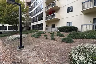 1800 Clairmont Lake, Decatur, GA 30033 - Photo 20