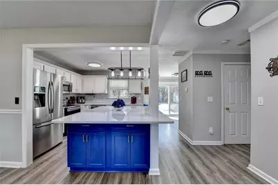 6255 Dana Way, Cumming, GA 30040 - Photo 10