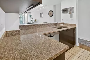 3338 Peachtree Rd NE, Atlanta, GA 30326 - Photo 10