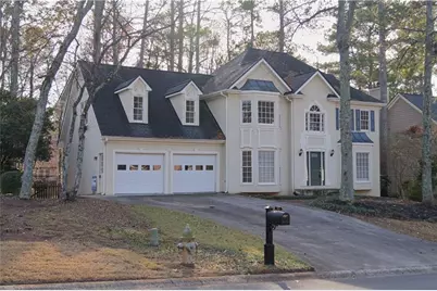 923 Grandview Way NW, Acworth, GA 30101 - Photo 1