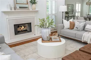 1585 Spinnaker Dr, Alpharetta, GA 30005 - Photo 6