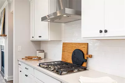 2907 Beaconwood Court, Lawrenceville, GA 30043 - Photo 8