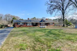 8 Highland Ln, Cartersville, GA 30120 - Photo 1