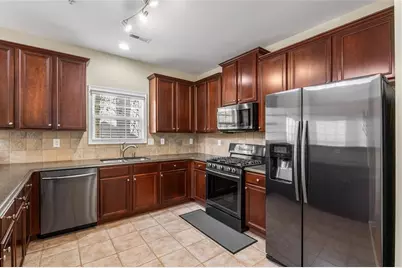 111 Portico Place, Newnan, GA 30265 - Photo 8